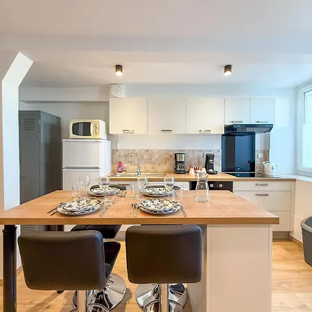2-person Saint-etienne-du-bois *